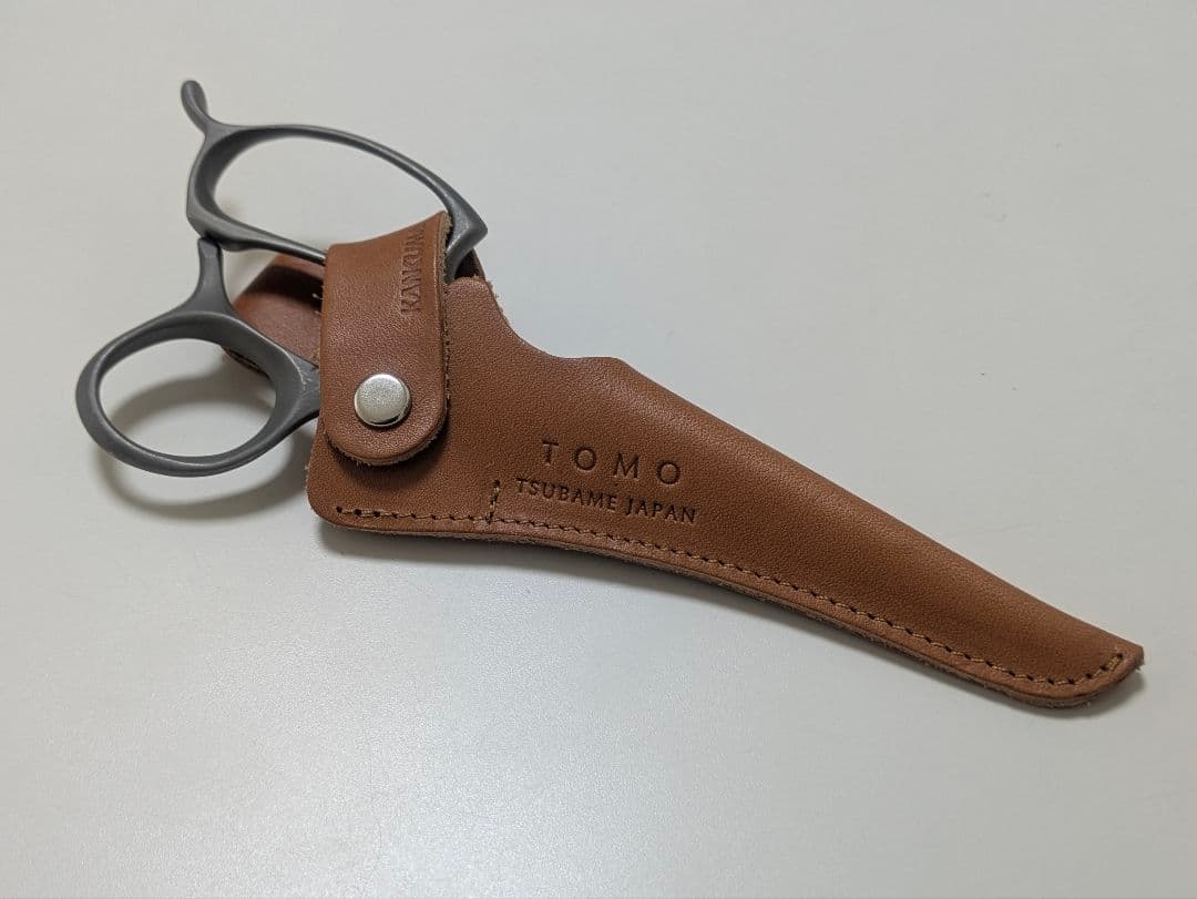 オールステンレスキッチン鋏 TOMO 521 レザーケース付き（燕三条カンダ）