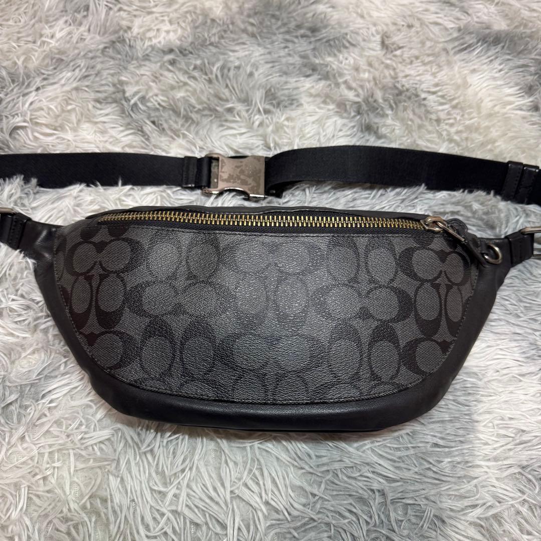 コーチ ボディバッグ ショルダーバッグ クロスボディ 斜め掛け メンズ