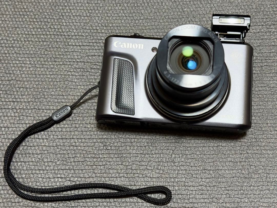 【極美品・付属品完備】Canon PowerShot SX720 HS