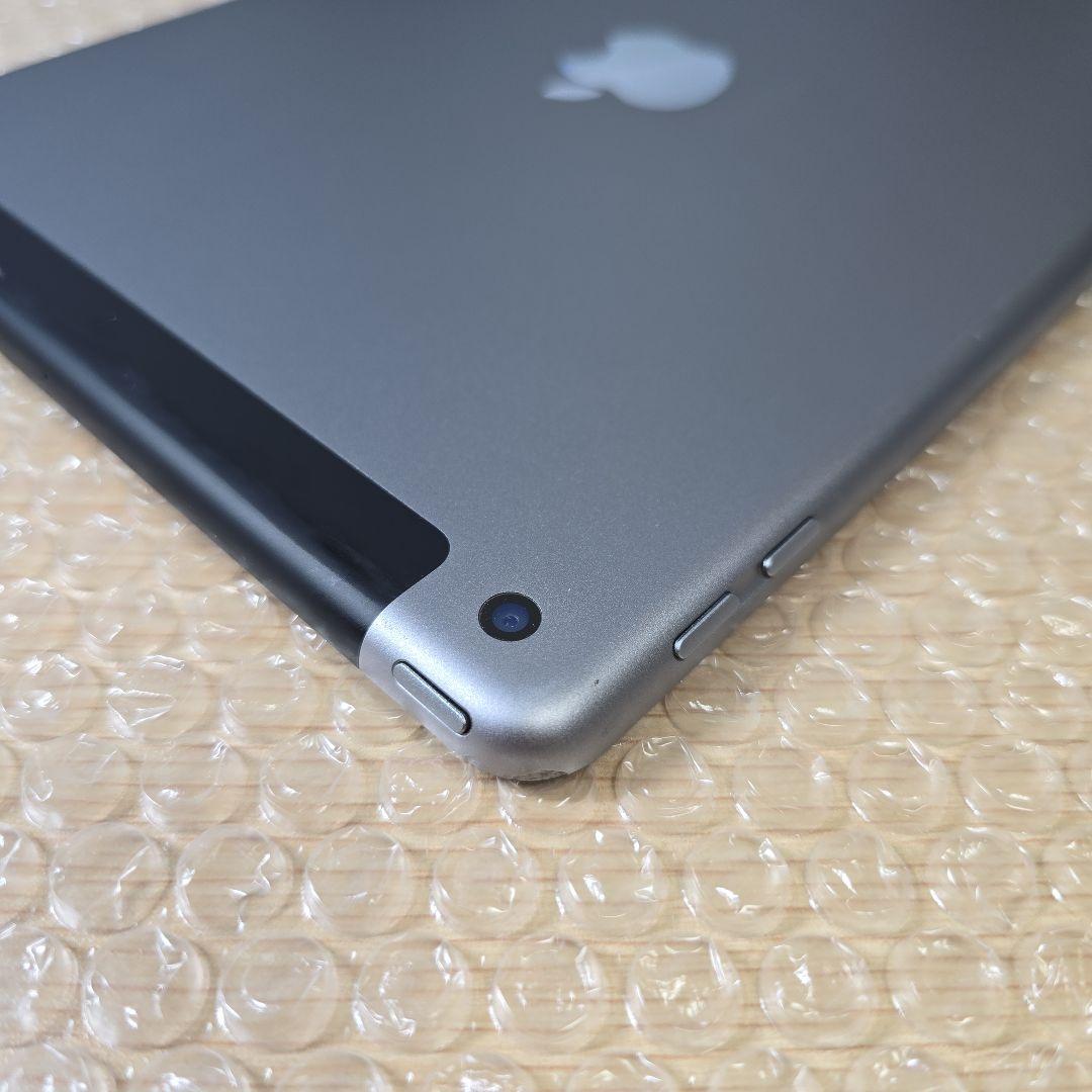 ゆ*様 iPad 6■バッテリー極良品■Wi-Fi+セルラー版■265