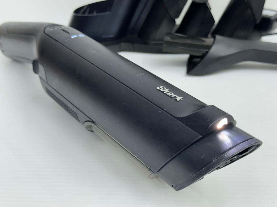 WV516JBK 中古　格安　シャーク　掃除機　純正バッテリー4個付き　付属品有