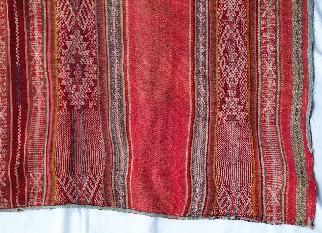 クスコ大聖堂前で入手、スーユなどインカ伝統モチーフ織り込みビンテージ・ショール