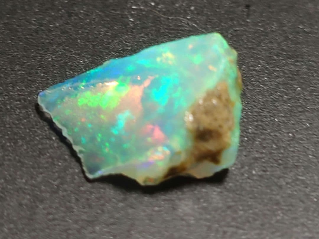 エチオピア　ウェロ産　オパール　チョーク　鉱物標本　原石