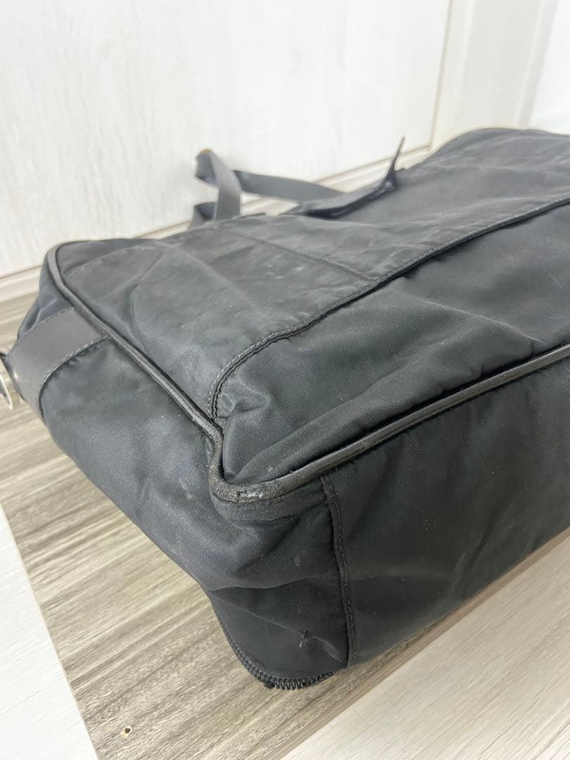 PRADA ビジネスバッグ　三角ロゴプレート　ナイロン　レザー　ブラック