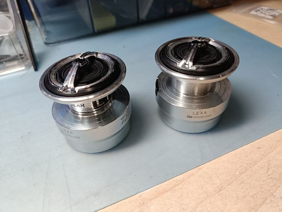 ダイワ　19レグザLT3000D 替えスプール＆ドラグノブ2セット