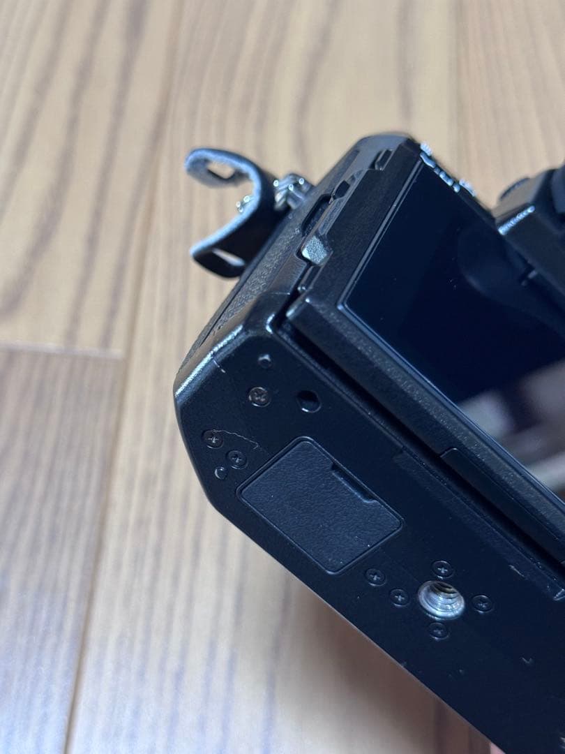 FUJIFILM X-H1 富士フイルム 予備のバッテリー付き中古品