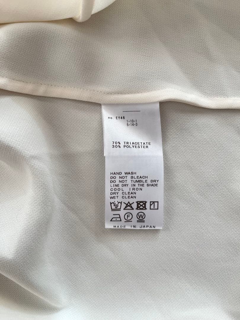 MUSE Deuxieme ClasseトリアセジョーゼットVネックプルオーバー