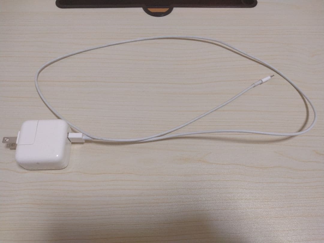 Apple iPad 10.2インチ シルバー 本体、128GB