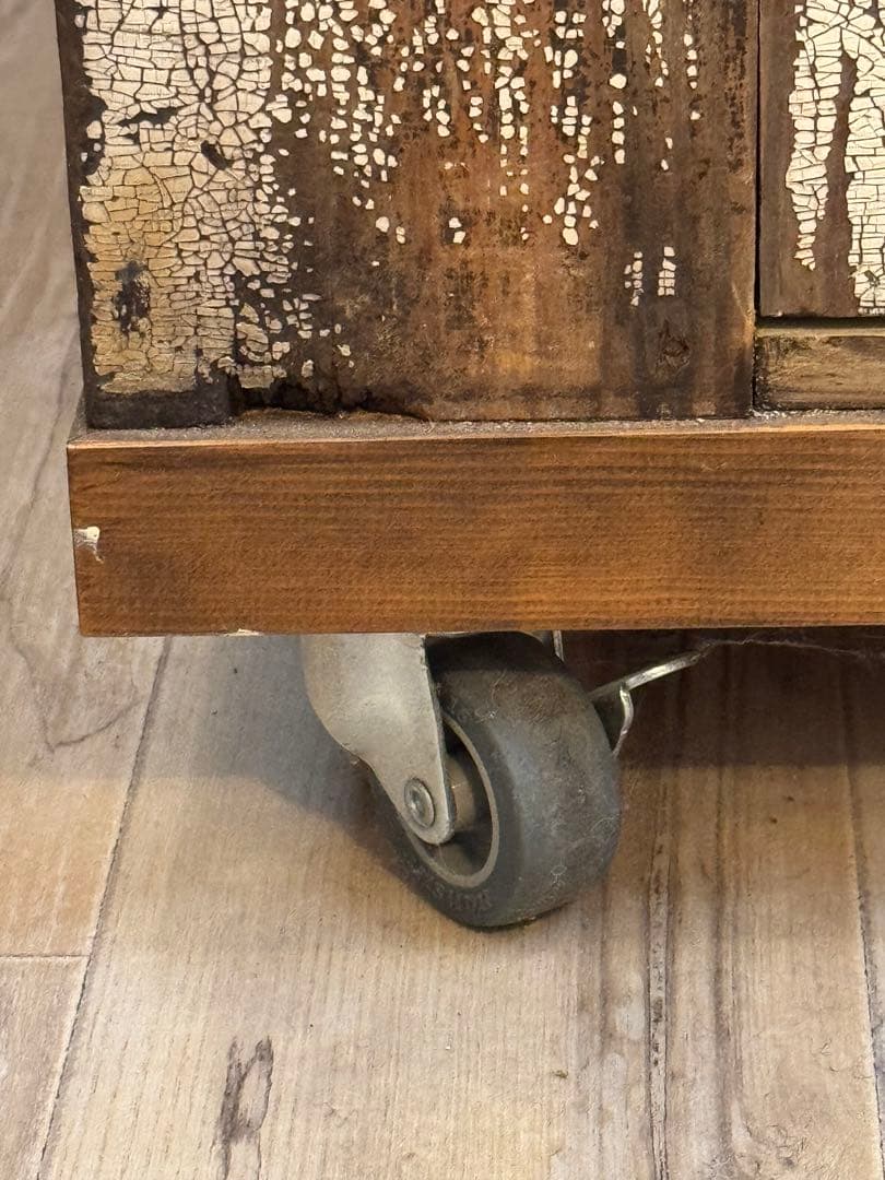 ⚫️NYモノ/アンティーク木製キャビネット/美品/特別追加加工/店舗什器等に是非