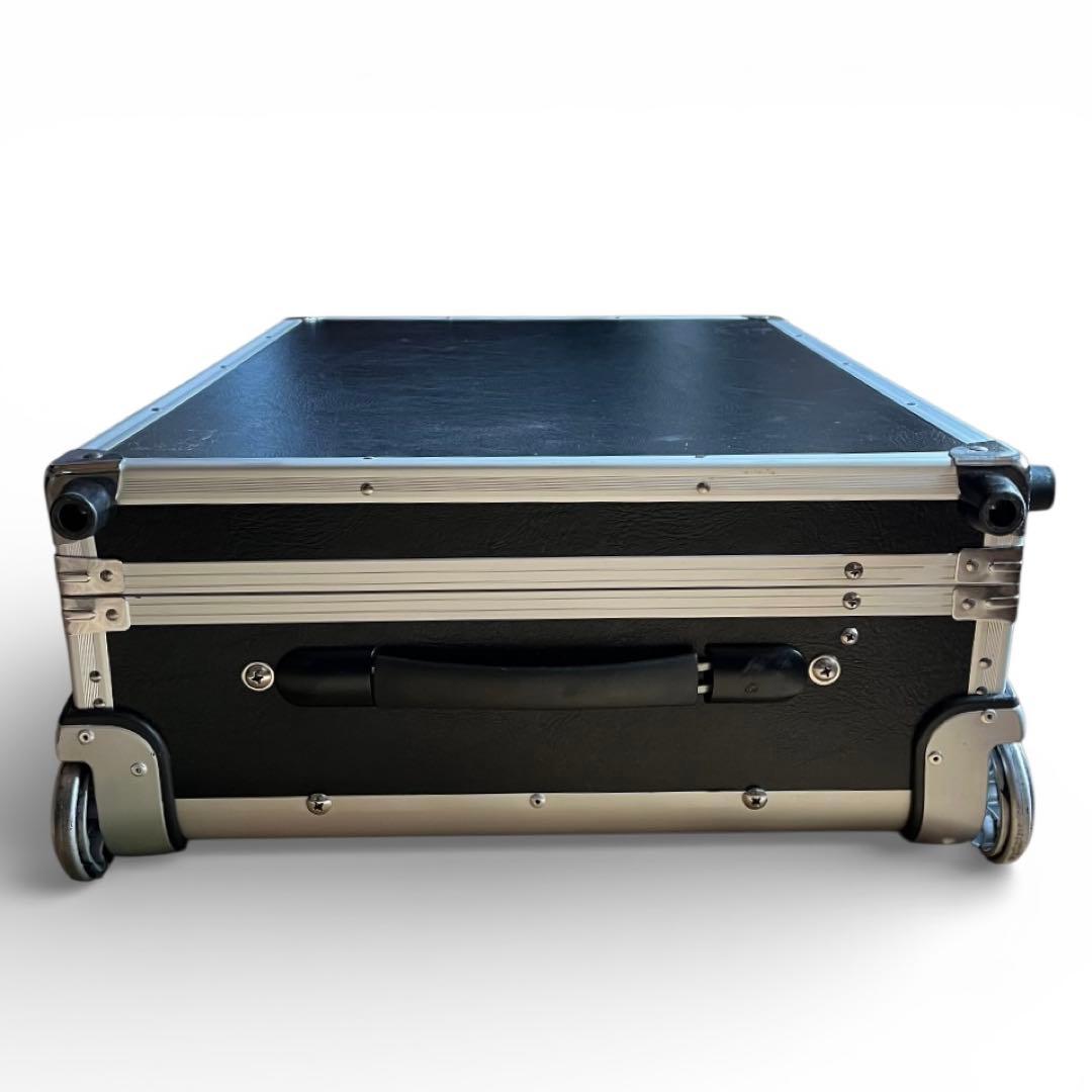 プロ用メイクステーション キャリーケース型　ライト付き　高さ調節可能