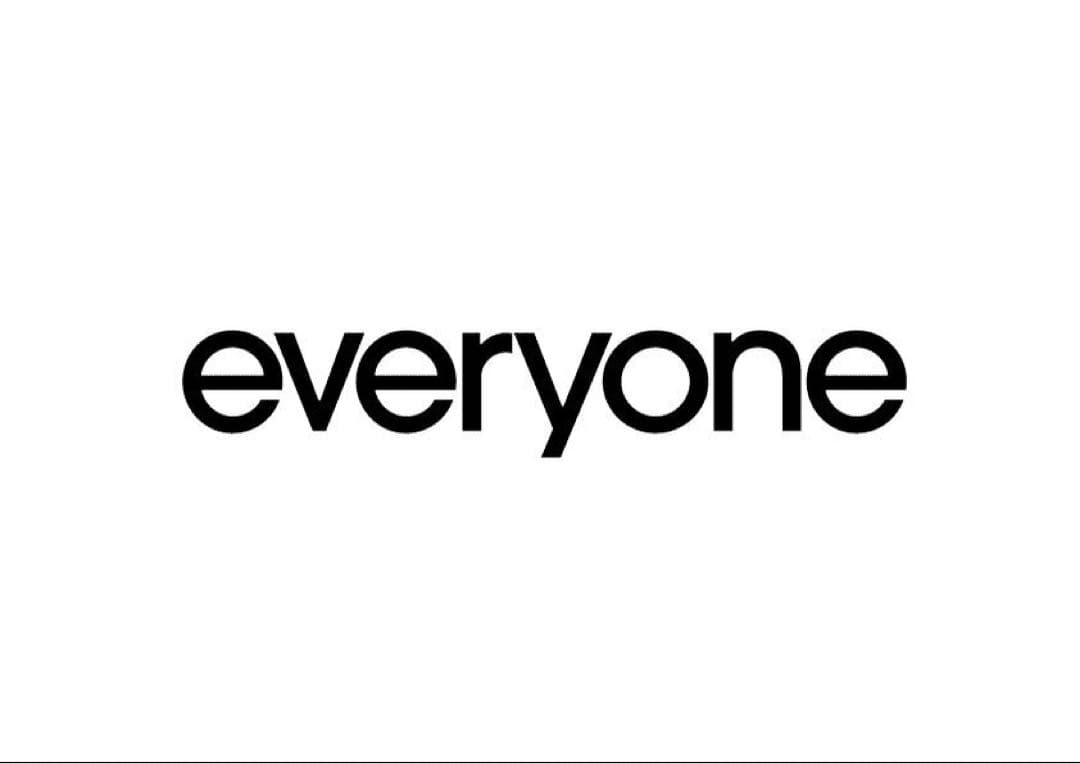 トップス everyone loves ADI crew necksweatshirt M