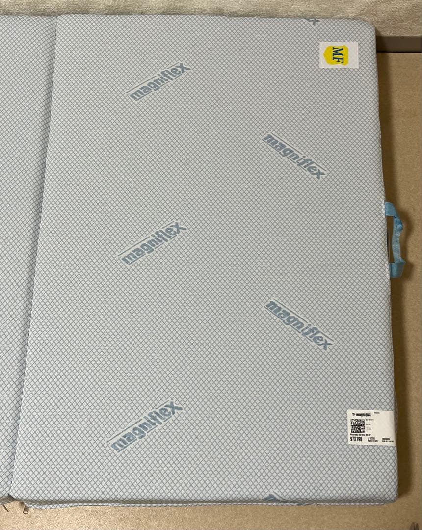24年7月購入 DDウイング シングル マニフレックス magniflex