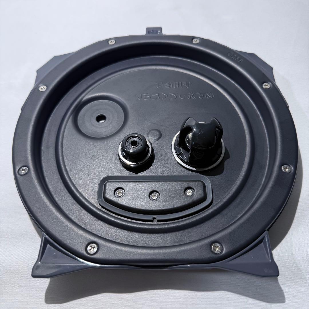 164S様　象印 NW-CB10-WA 圧力IH炊飯器 美品 通電確認済