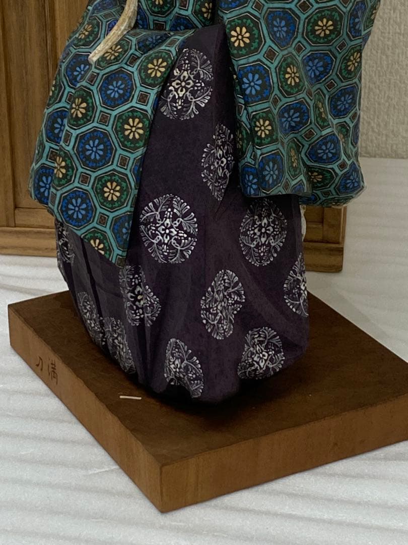 3-2424 翁・能彫　吉田満刀　作