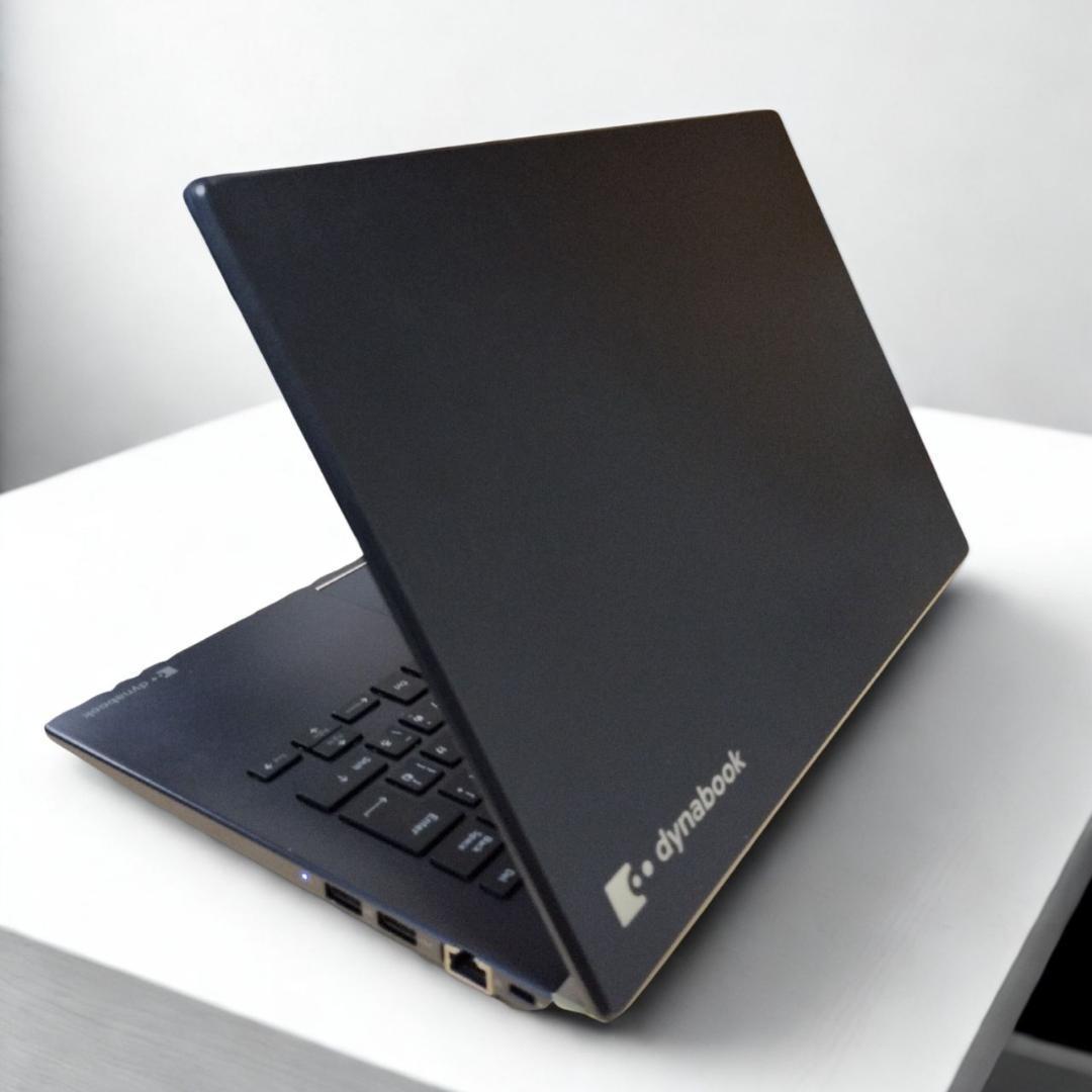 【軽量】東芝 dynabook G83 i5第10世代 SSD256GB カメラ
