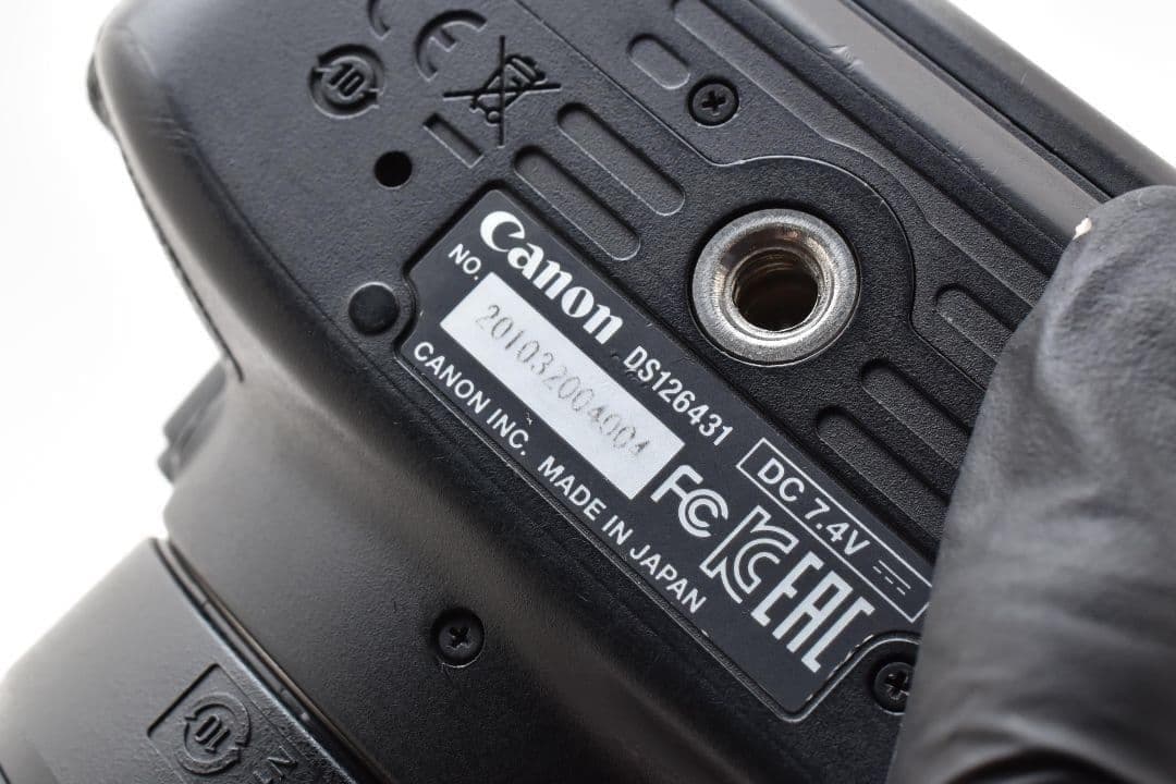 高性能 エントリー機✨キヤノン EOS KissX7i✨シングルレンズ 一眼レフ