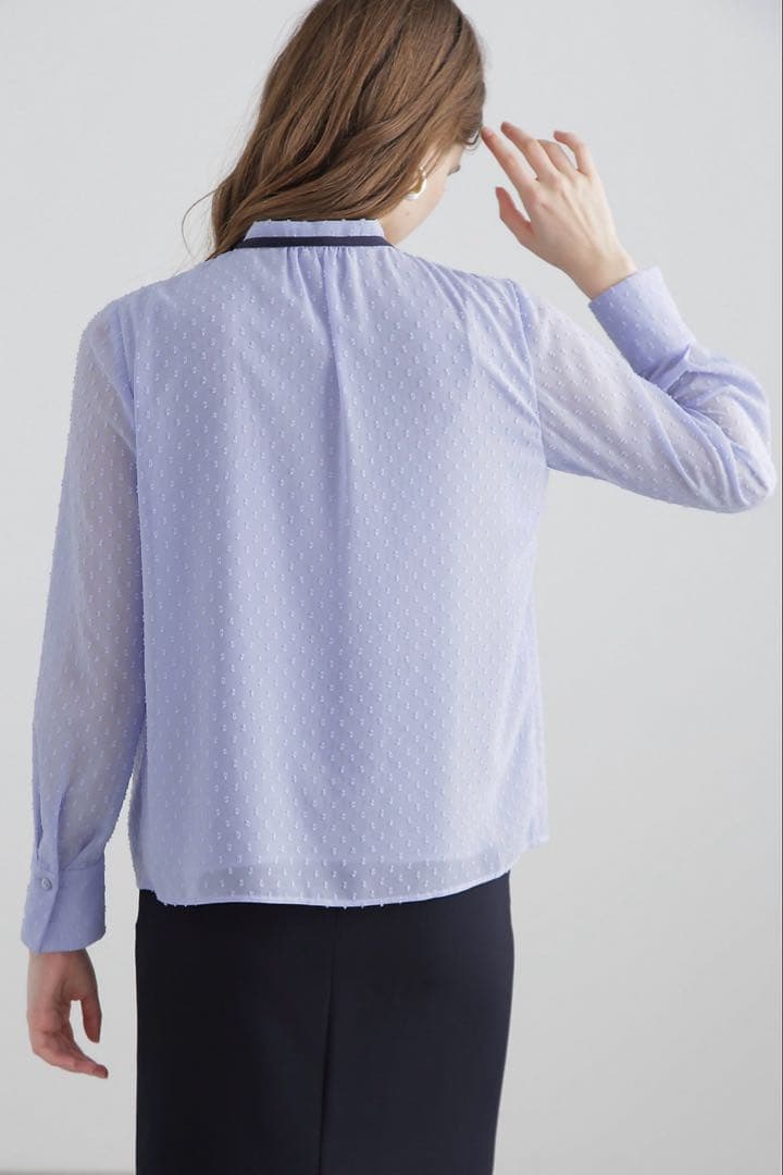 ピンキーアンドダイアン◆カットジャカードリボンブラウス ブルー 38