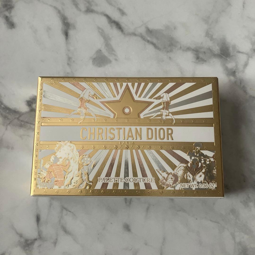 クチュール アイ パレット (ホリデー コレクション 2025 限定品)