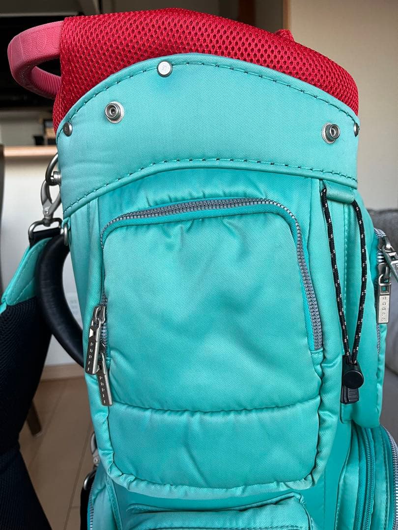 大人気良品ONOFF オノフ カートキャディバッグ 9型軽量メンズ　レディース