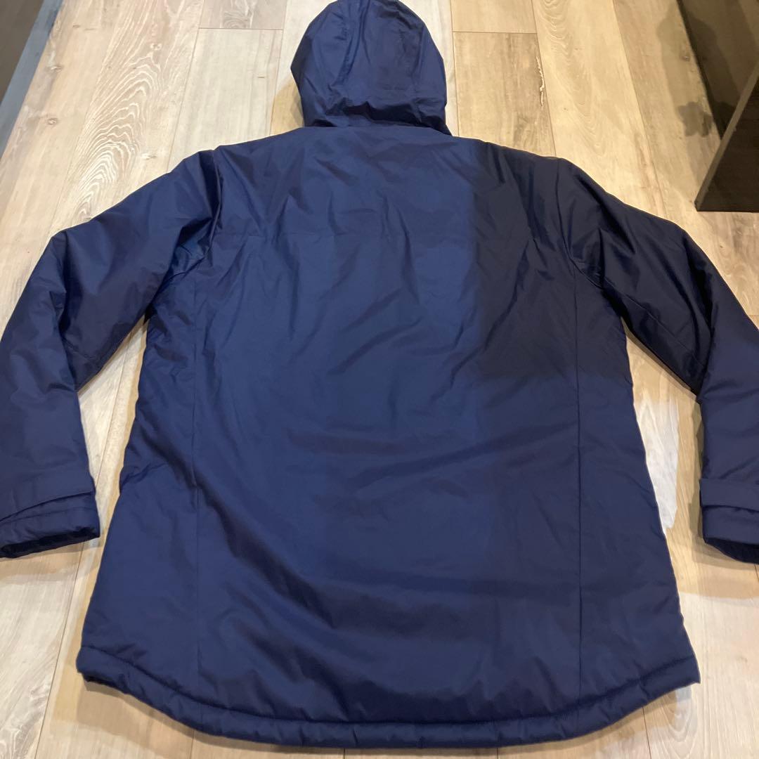 マンチェスター・シティ　ダウンジャケット puma ユニフォーム　ジャケット