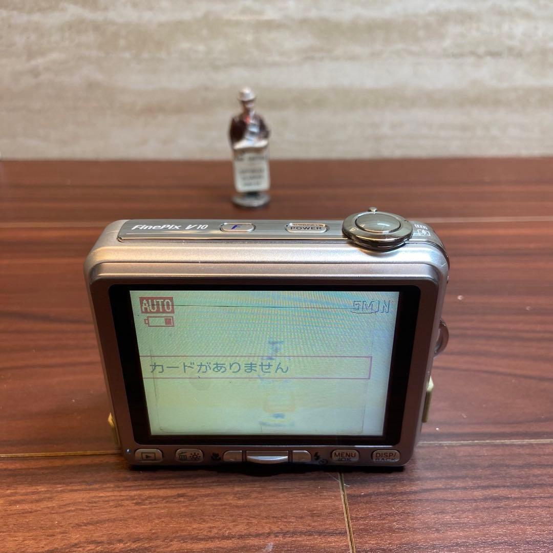 FUJI FILM FinePix FINEPIX V10 デジカメ 5502