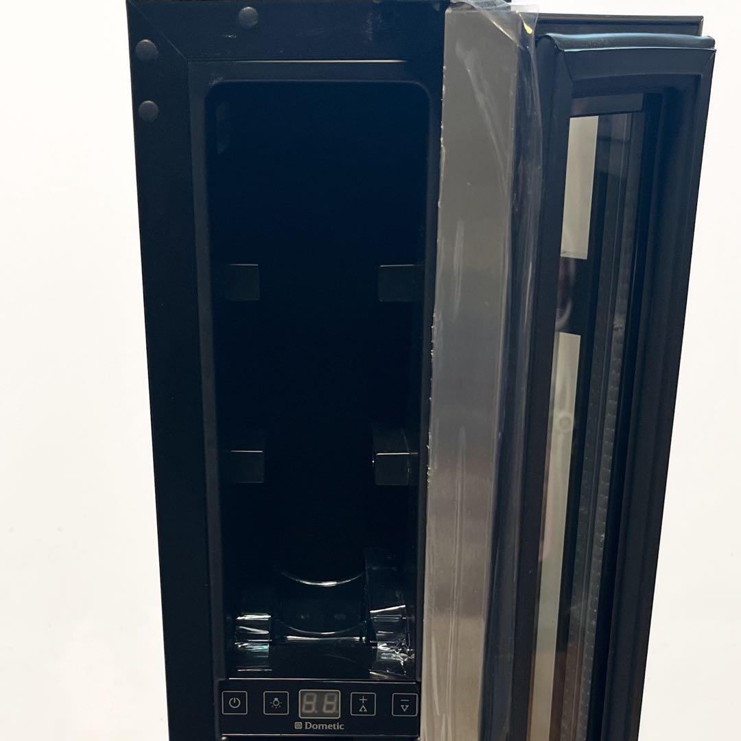 未使用 Dometic ワインセラー スリムタワー ST7 右開き