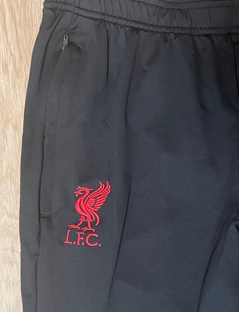 NIKE リバプール　Liverpool トラックパンツ　トレーニングパンツ