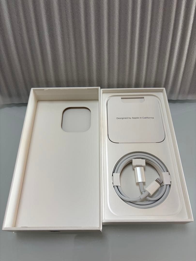 Apple iPhone 14 Pro 256GB ディープ・パープル