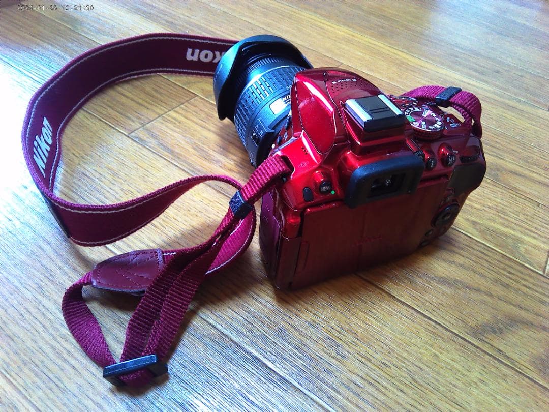 Nikon D5300 一眼レフ ダブルズームキット ショット数 120 回 ‼
