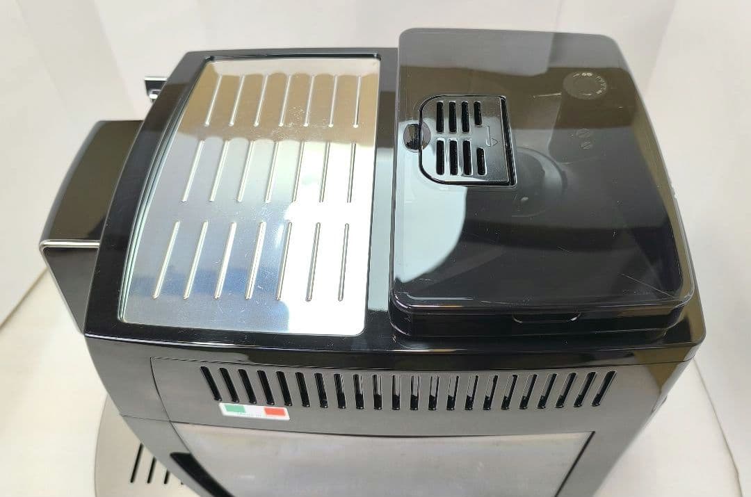 デロンギマグニフィカS コンパクト全自動コーヒーマシン ECAM23120B 9