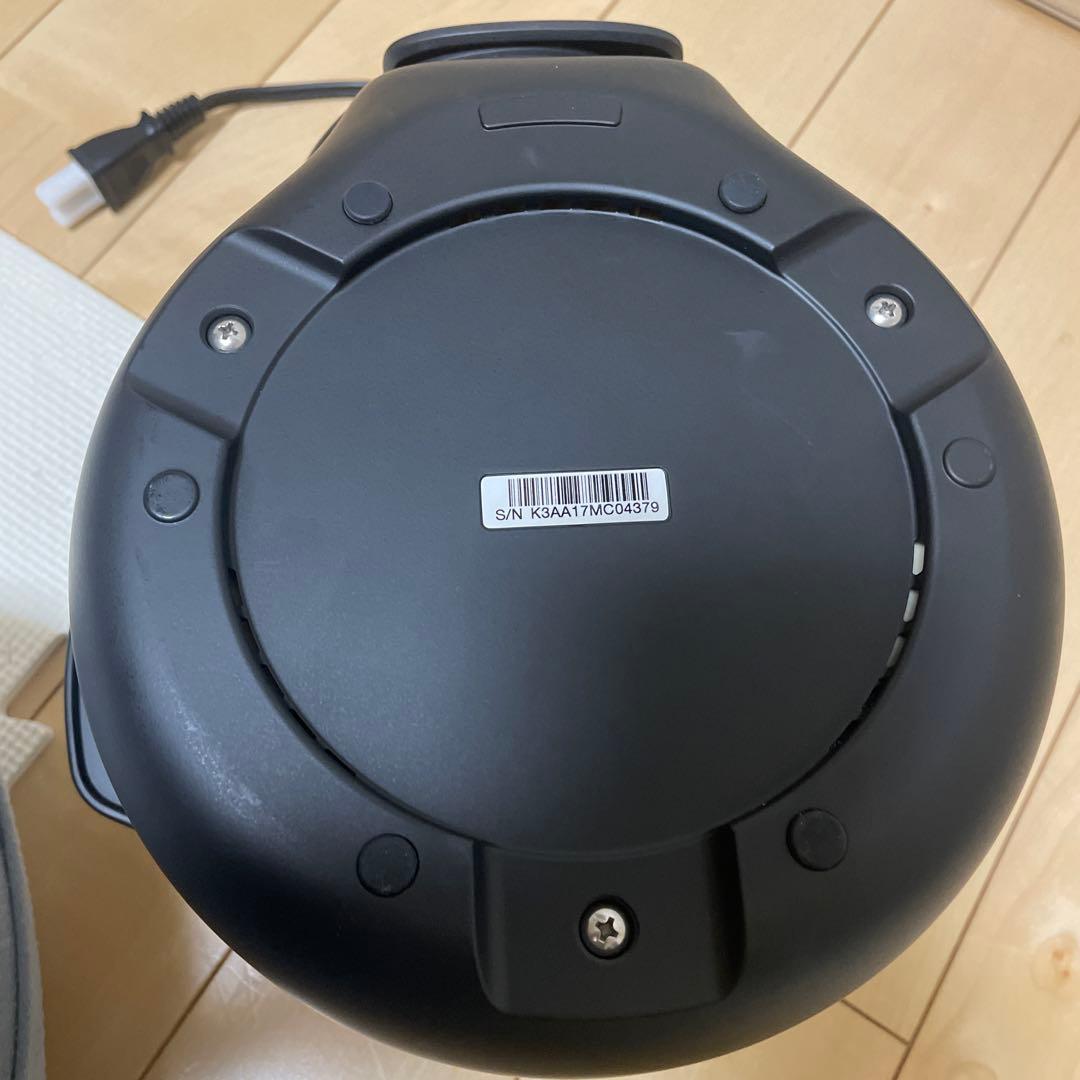 センリツツツになります。BALMUDA The Gohan 電気炊飯器