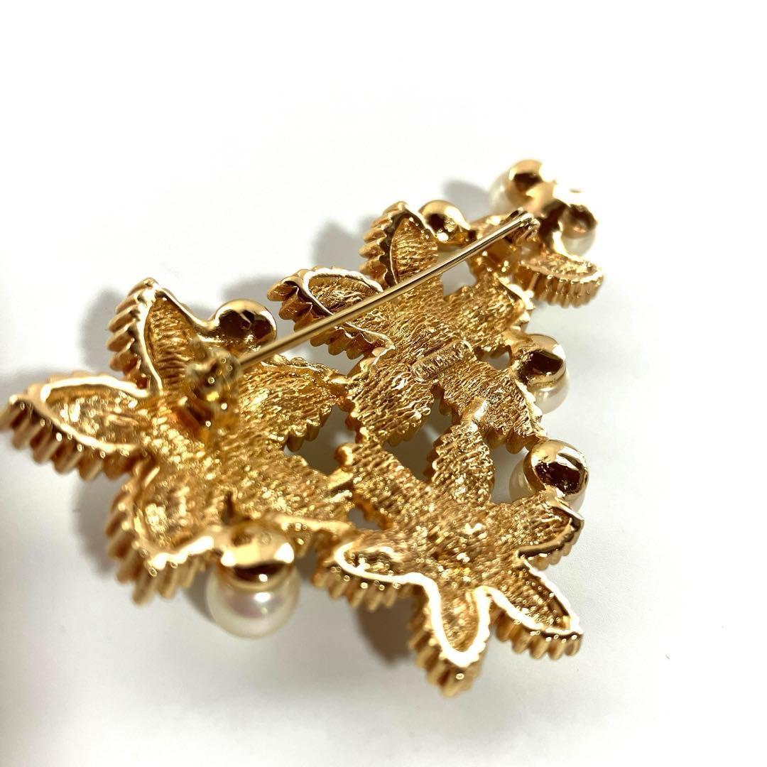 Christian Dior フラワーブローチ