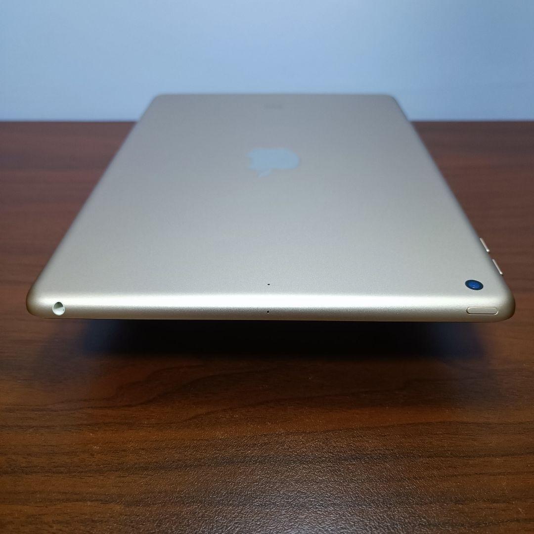 (美品) iPad 9.7 第5世代 WiFi 128GB キーボード付き