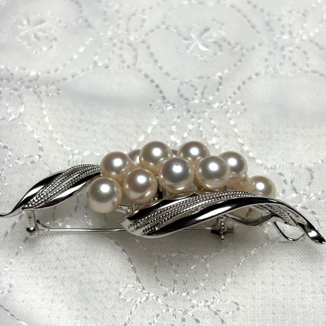 専用 極上の逸品 アコヤ真珠 ブローチ 花珠級 7mm 13珠 ケース付き