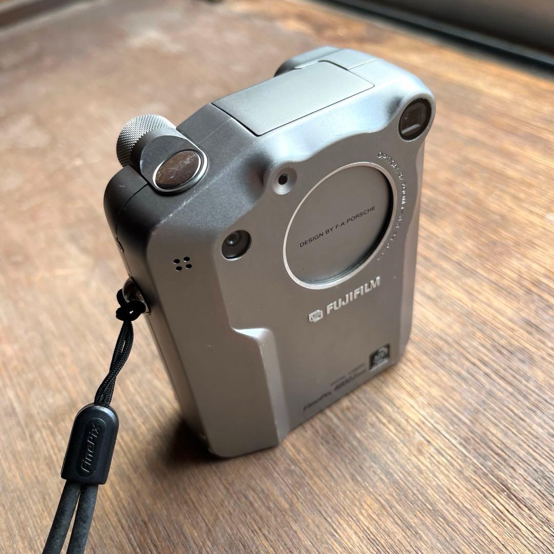 【値下げ】FUJIFILM FinePix 4800Z 動作品　オールドコンデジ