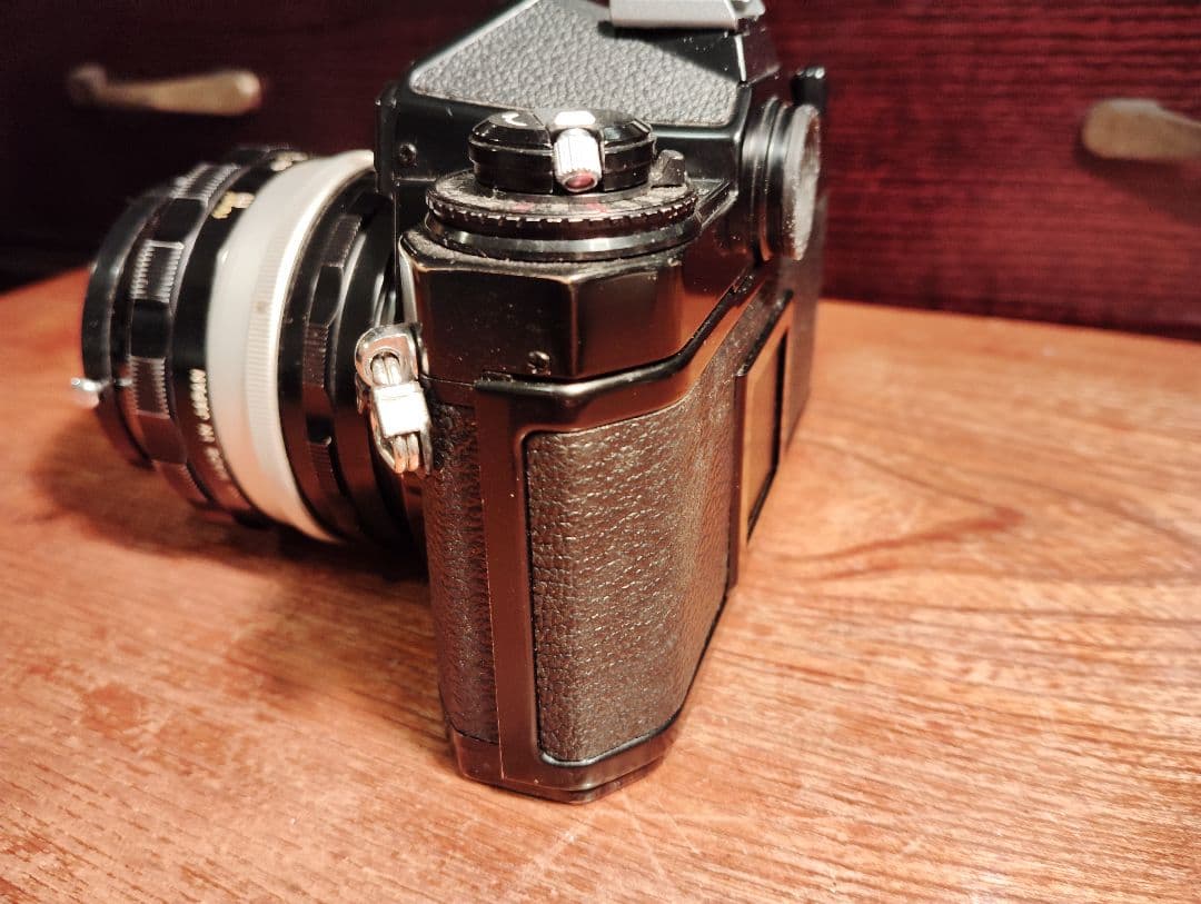 Nikon FE2 一眼レフカメラ レンズ付き