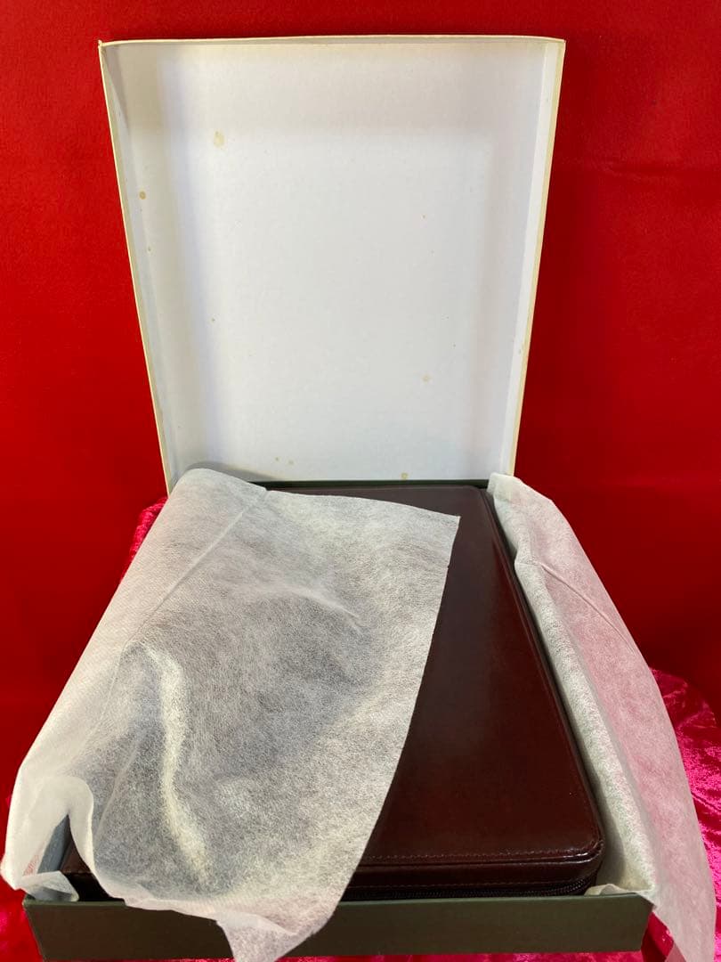 ツアィトベクター立て３６㎝横２６㎝　本物、皮。