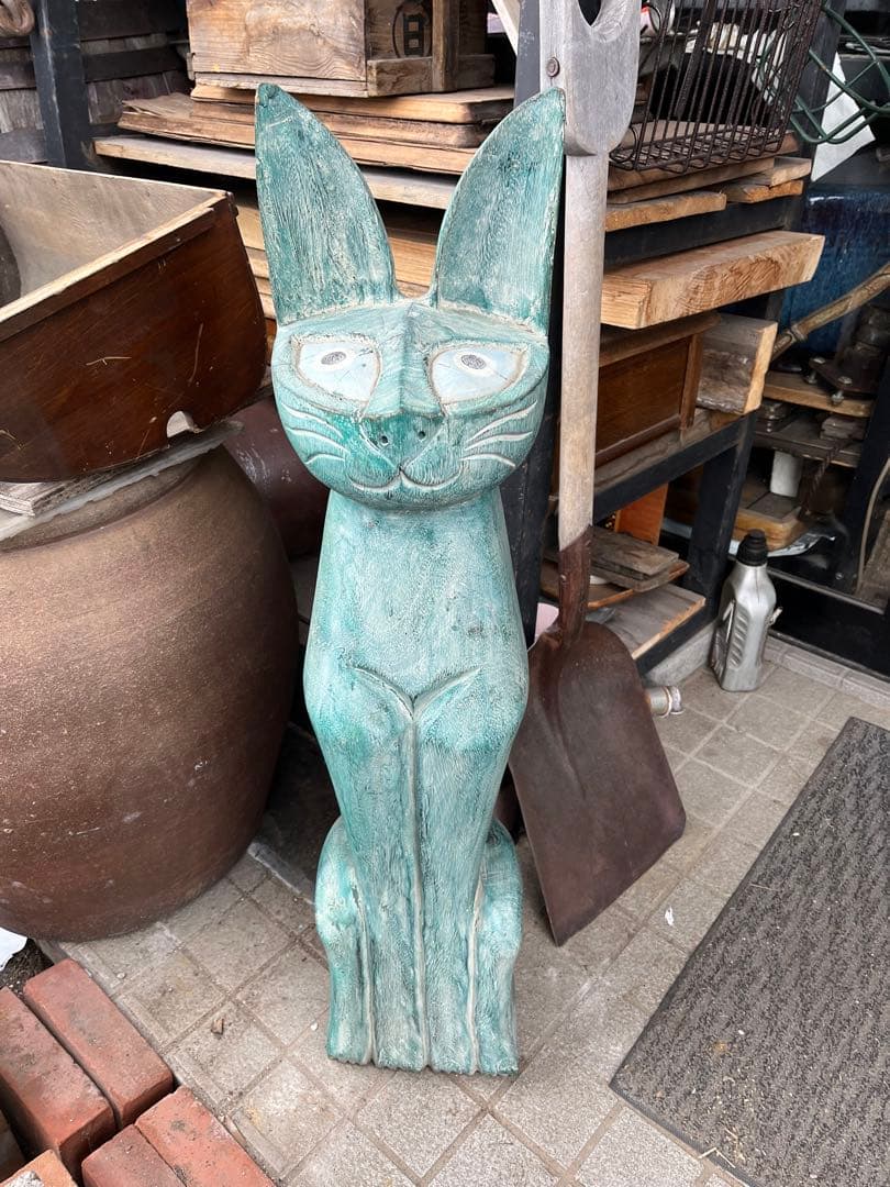 みにで、猫の木彫り、大きなネコの木彫り、90センチネコ木彫り、一刀彫ネコ