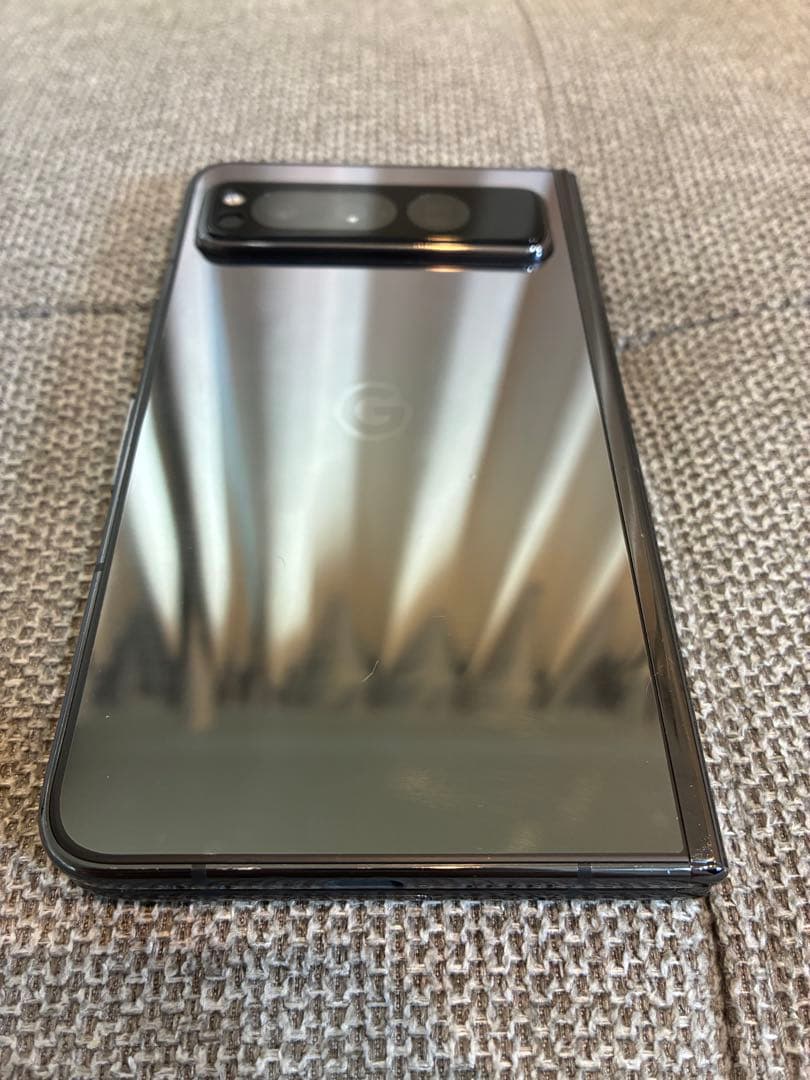 Google Pixel Foldとケース等