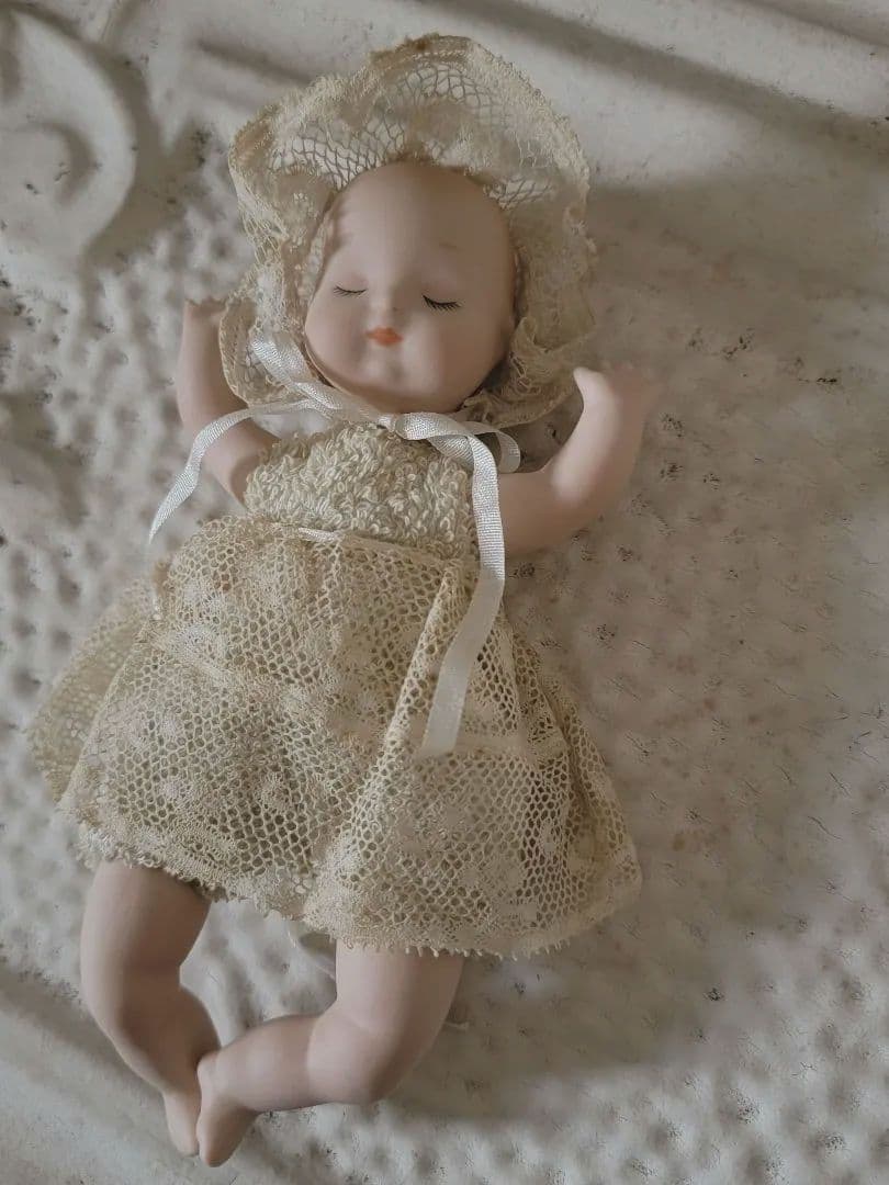 フランスアンティーク　ビスクドール　ミニョネットbebe　ベベドール　ねんね
