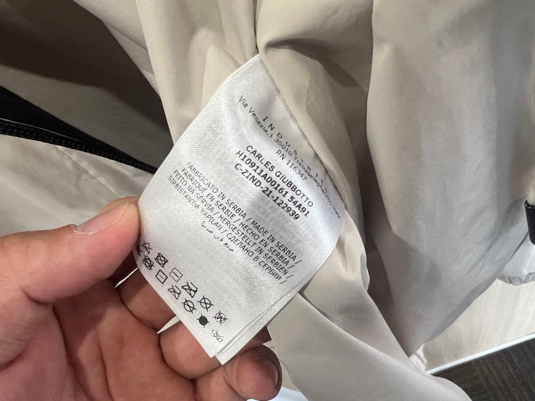 モンクレール　ナイロンパーカー　サイズ1 ベージュ　カルレス