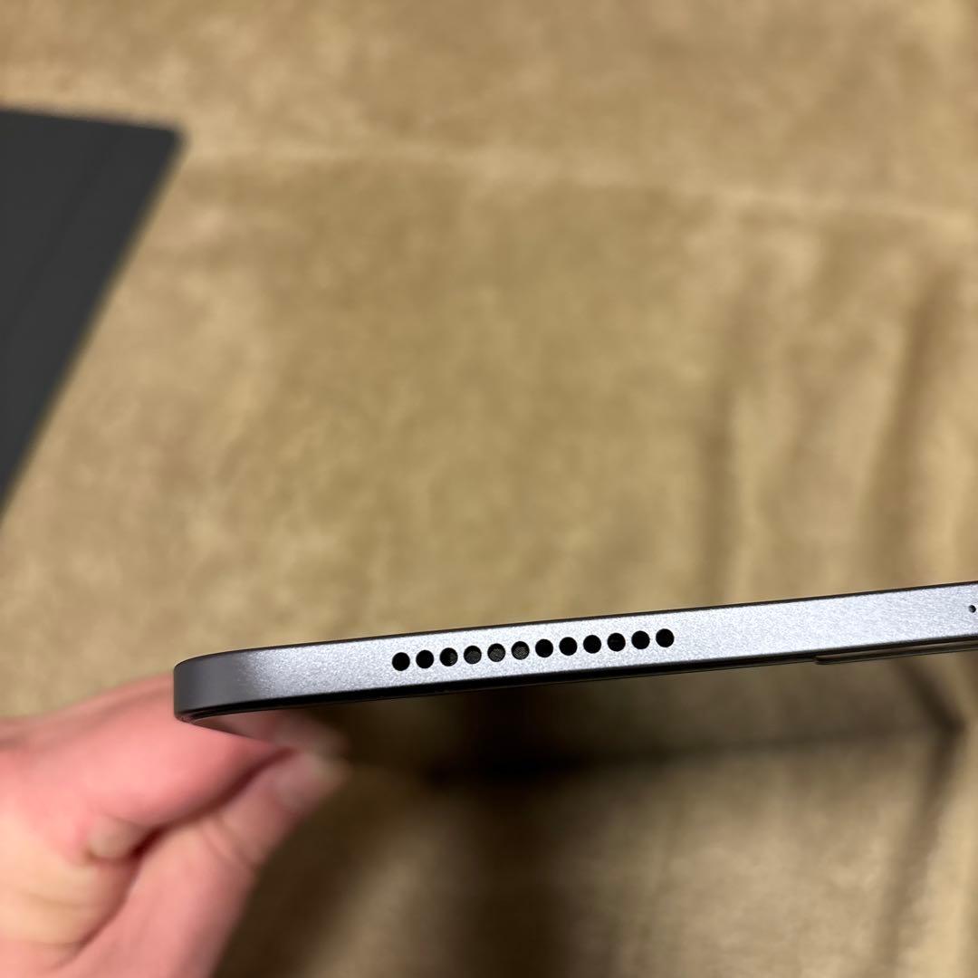 iPad Air 第5世代 256GB Wi-Fi パープル / 純正カバー付