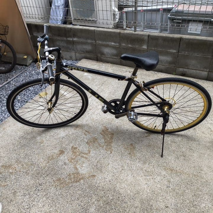 LIG MOVE クロスバイク 7段変速タイヤサイズ700×28C直接受け渡し可