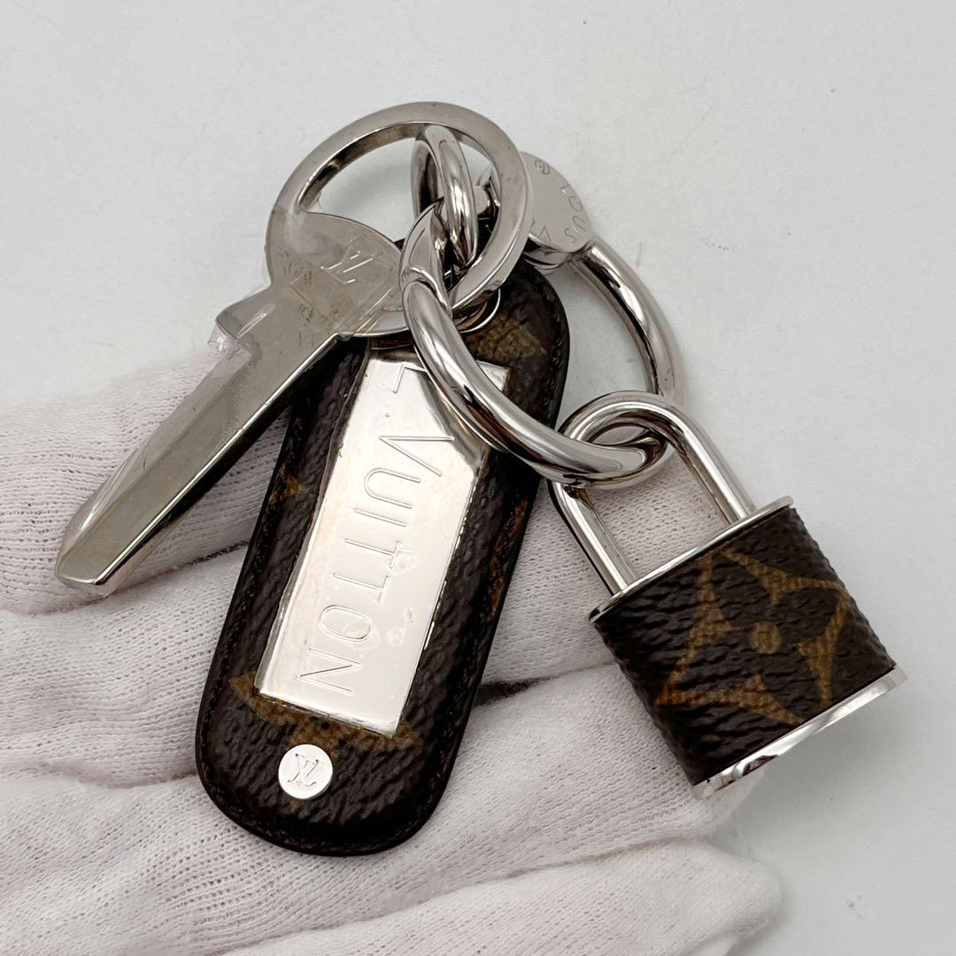 ルイヴィトン モノグラム ロック キーホルダー キーリング バッグチャーム 希少