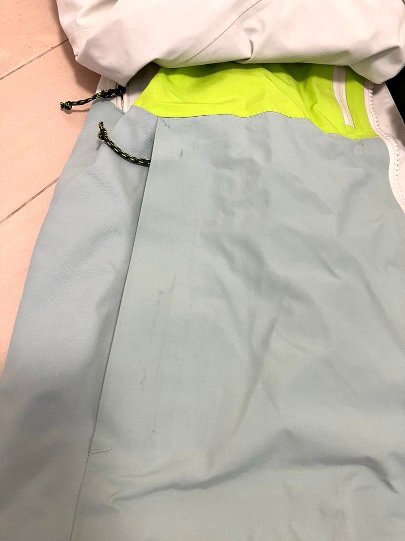 BURTON ak GORE-TEX バートン　ゴアテックス スノーボードウェア