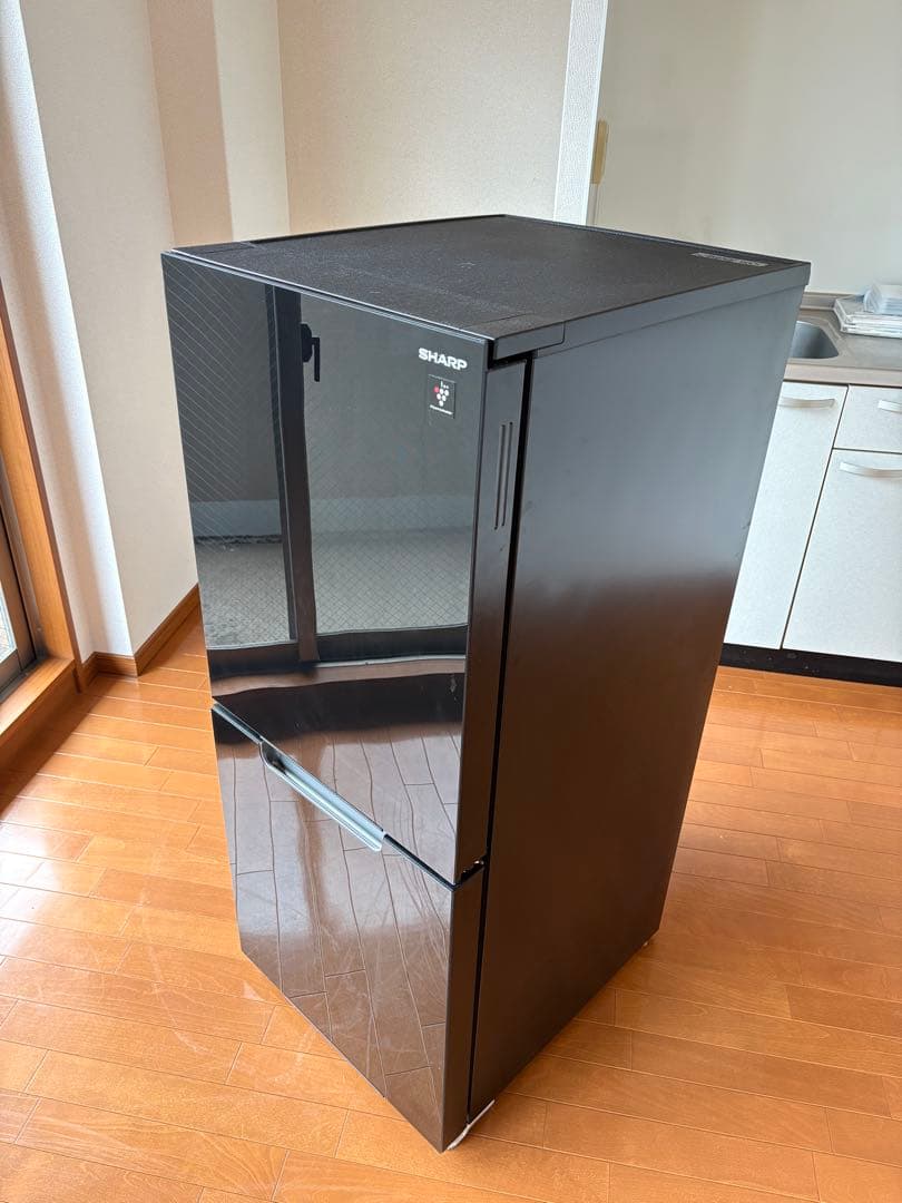 《SHARP》冷蔵庫 SJ-GD15G-B ブラック系 鏡面ドア