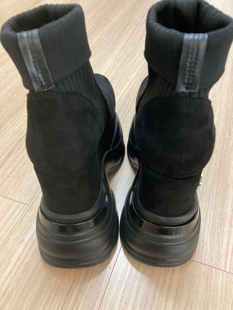 ミシェルマカロン ソックスライク厚底ブーツ ブラック Sサイズ