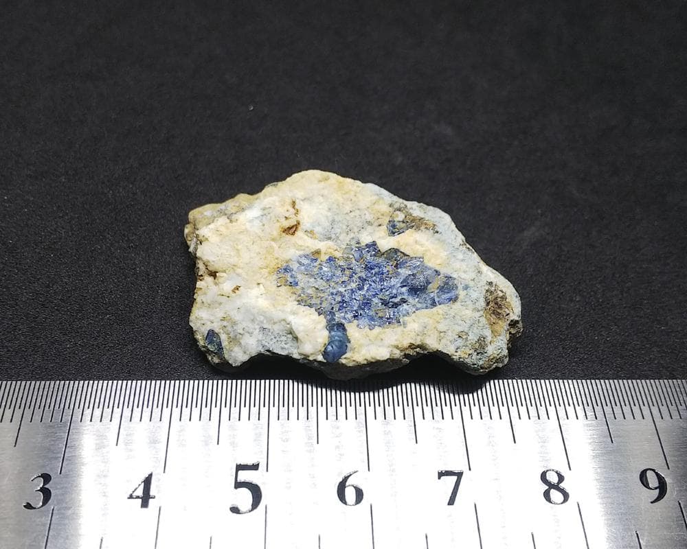 350 ベニトアイト 結晶 原石 母岩付き