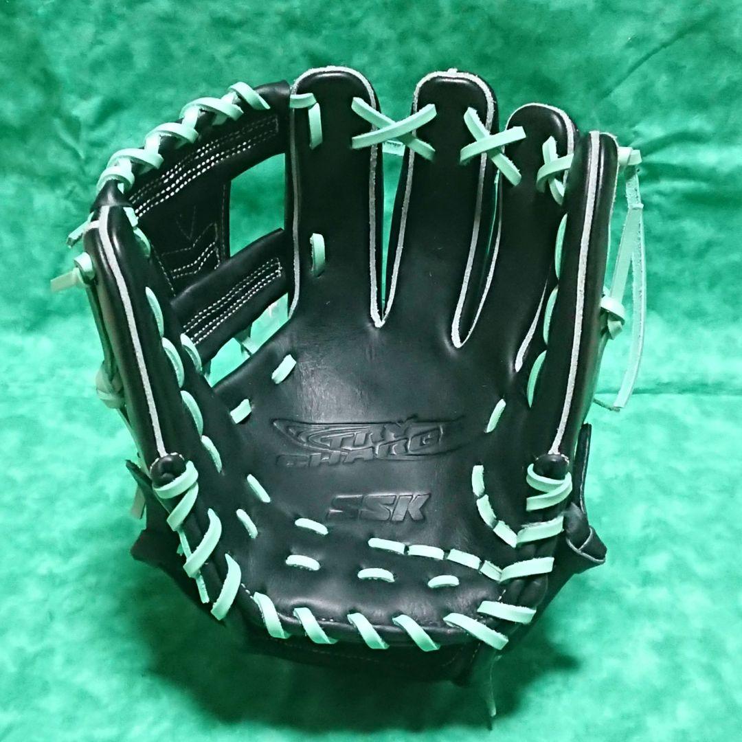 【未使用】SSK 軟式内野手用 トライチャージ ブラック×エメラルドグリーン