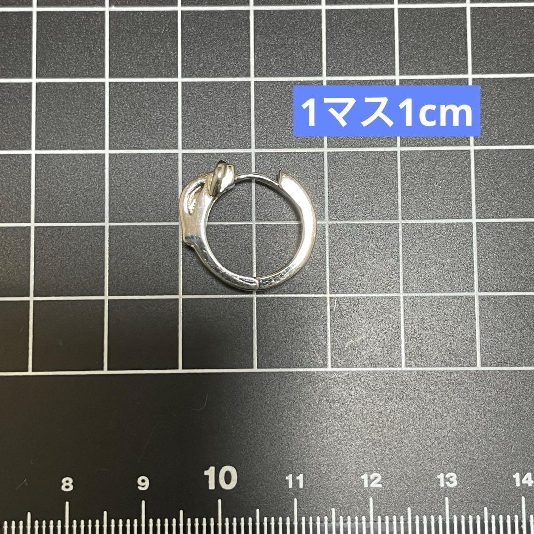 【極美品】ヴィヴィアンウエストウッド　ボビーフープピアス片耳　シルバー　箱ポーチ